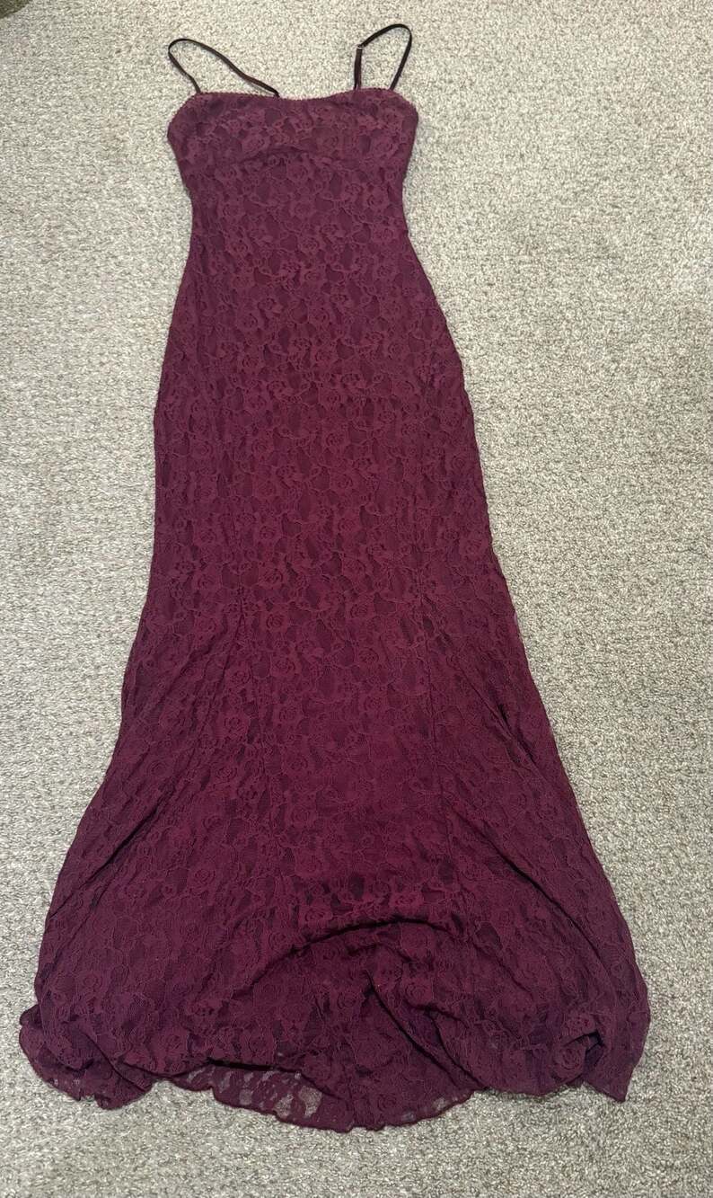 Stolen Hearts Women's Size S Burgundy Lace Maxi Dress
